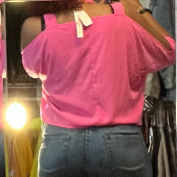 Hot Pink Top - Picture 5 of 6